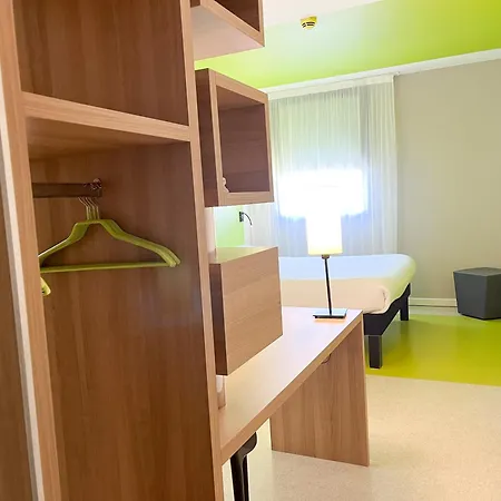 Ibis Styles Gare Centre 3* 님