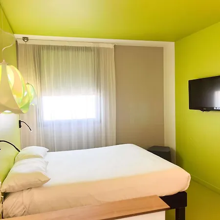 Ibis Styles Gare Centre 3* 님
