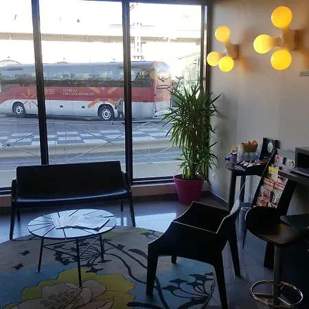 イビス スタイルス サントル ガール ホテル 3*