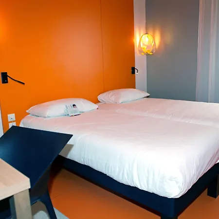 イビス スタイルス サントル ガール 3*