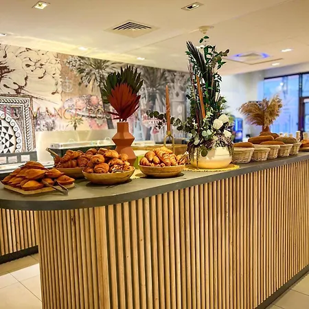 Szálloda Ibis Styles Gare Centre Nîmes