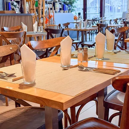 Ibis Styles Gare Centre 호텔
